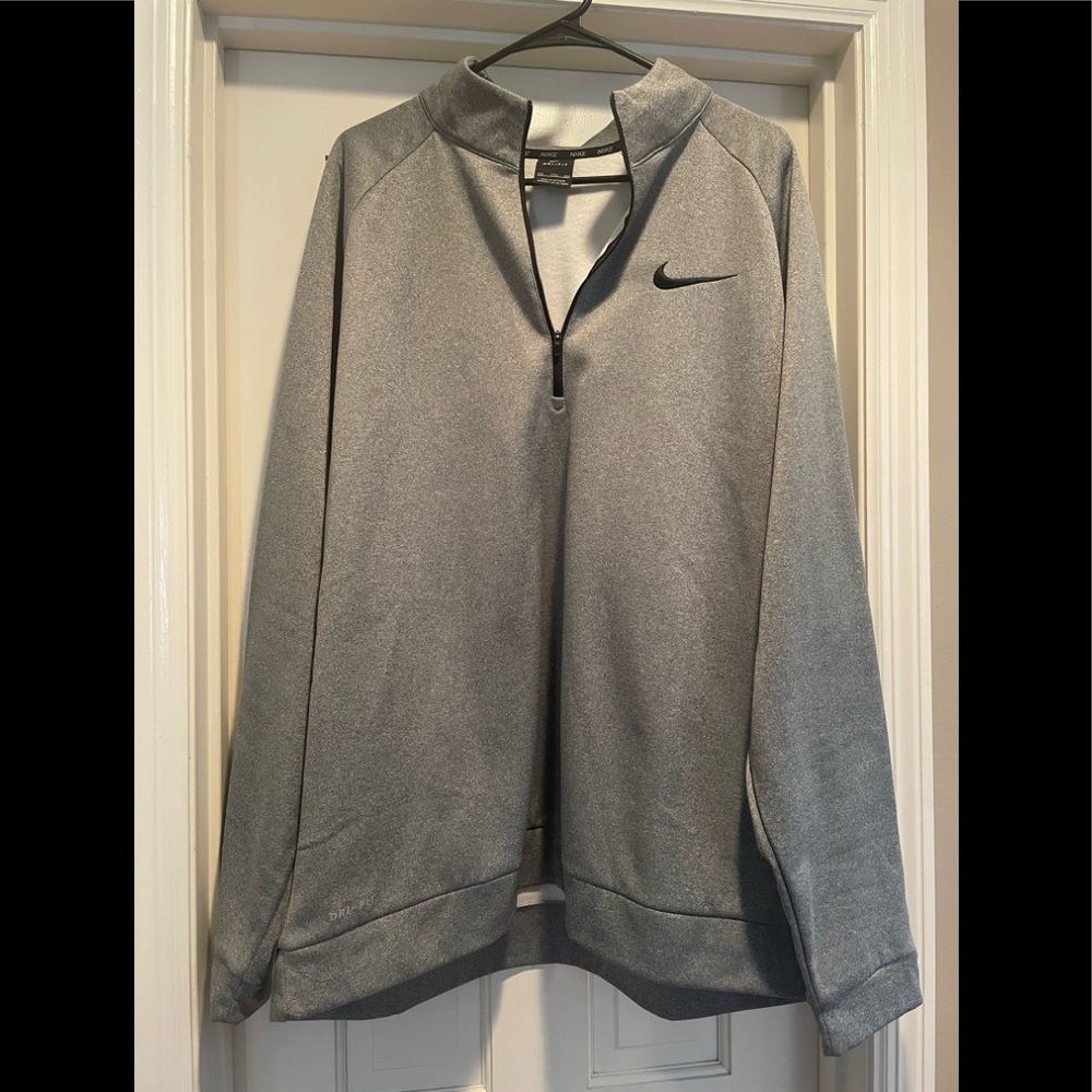 Men’s Nike quarter zip fleece
